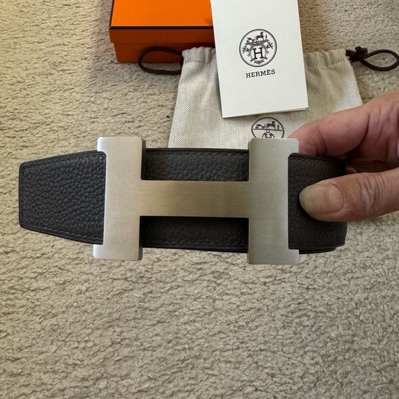 Hermes Men Constance Belt Buckle and Reversible Leather Strap 38mm - Picture 3 of 4
